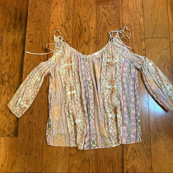 Victoria’s Secret cold shoulder with shoulder ties long sleeve top, size s - Picture 1 of 6